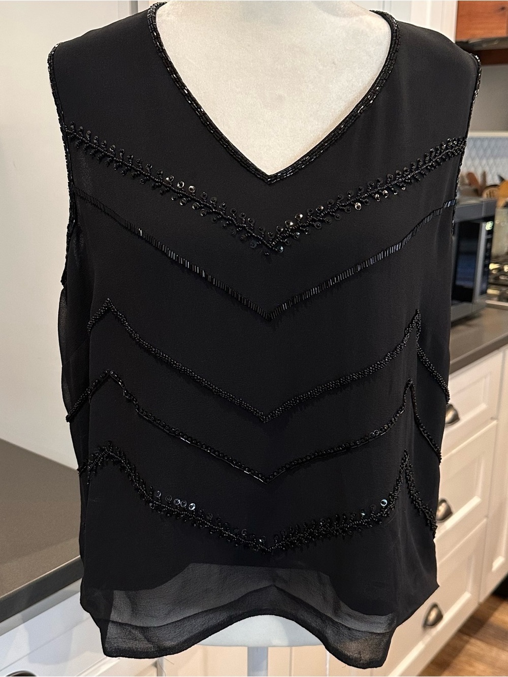 Valerie Stevens Black Beaded Silk Tank Blouse Womens M Boxy Dark Romantic Gothic